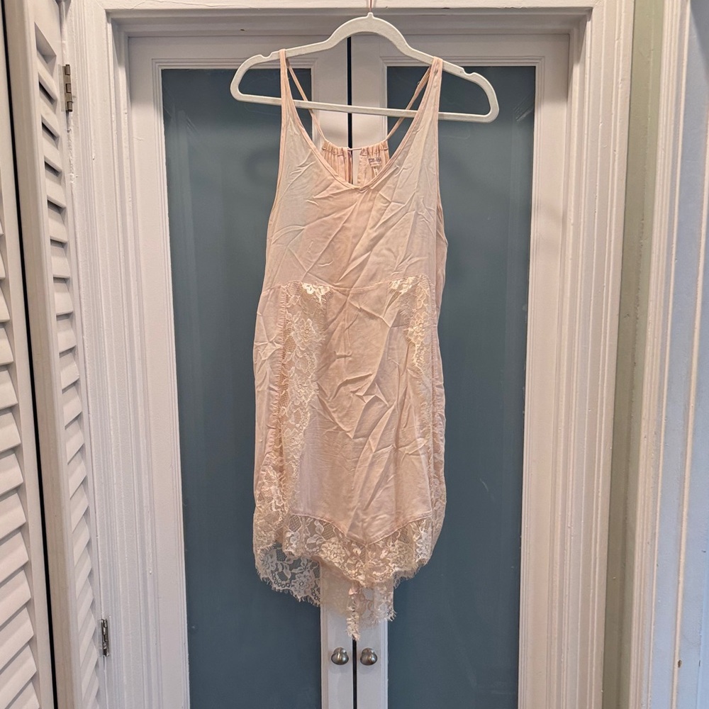 Elegant Lace Trimmed Women's Slip Dress